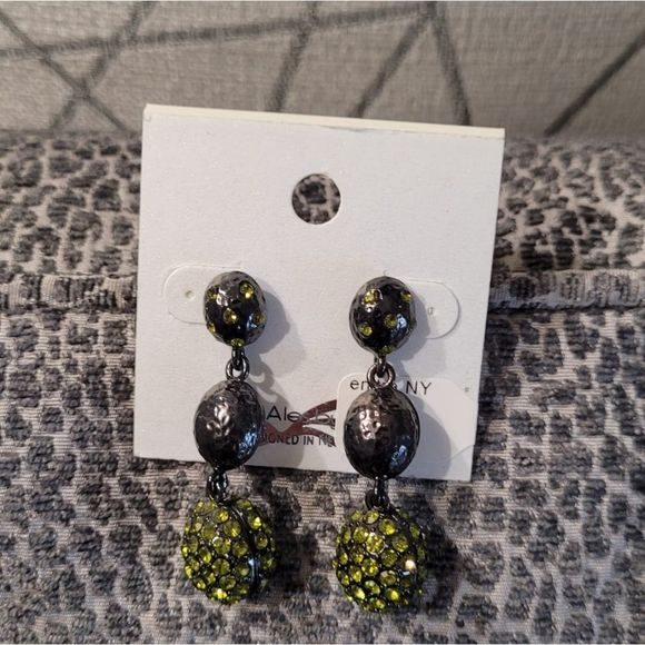 ENTTRA Jewelry - crystals Length:  Post at back Imported,  With an